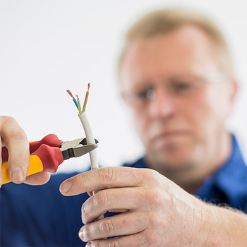 DGUV Vorschrift 3 Check bei Elektro-Installationen Matthias Apel in Erfurt