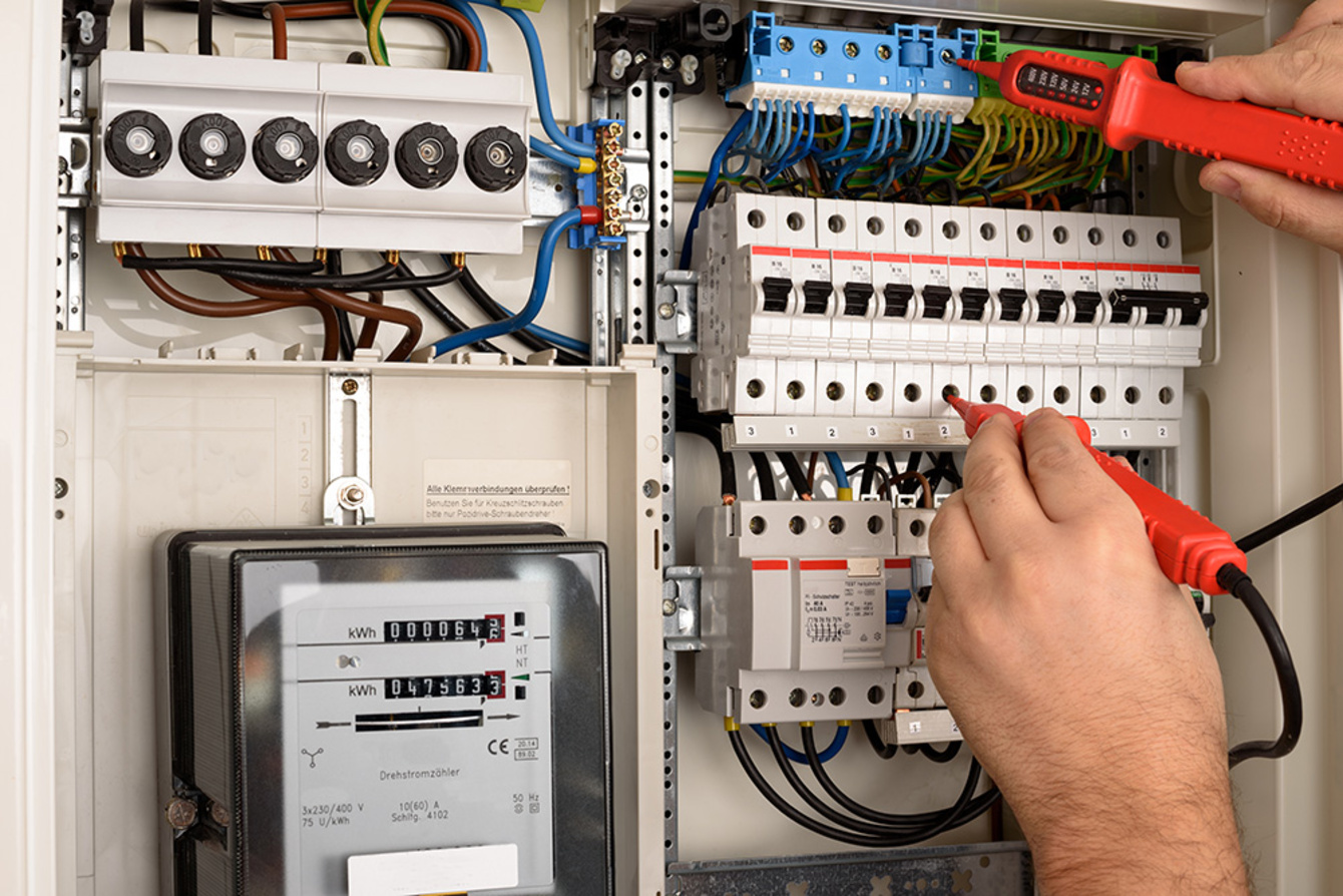E-Check bei Elektro-Installationen Matthias Apel in Erfurt