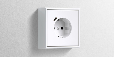 Erweiterter Anschlussraum für die Nachrüstung bei Elektro-Installationen Matthias Apel in Erfurt