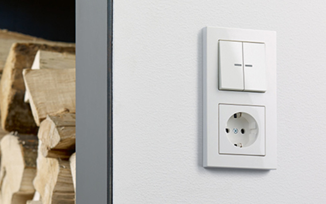 JUNG KNX Taster F 10 bei Elektro-Installationen Matthias Apel in Erfurt